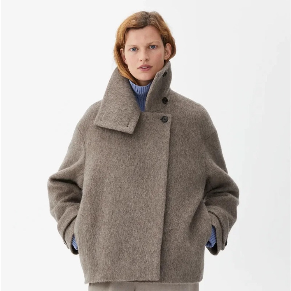 Fuzzy Wool-Blend
Jacket